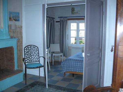 Photo 8 : CHAMBRE d'une maison située à La Flotte-en-Ré, île de Ré.