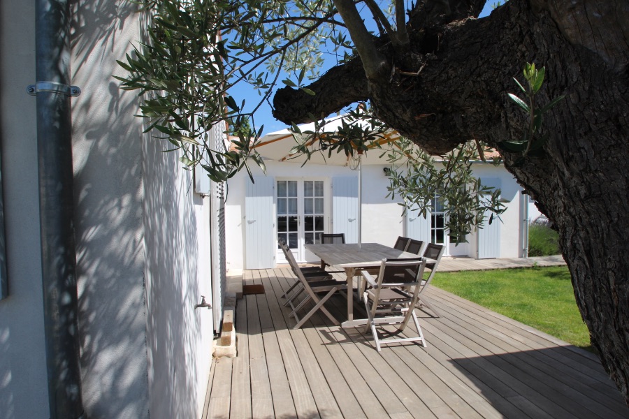 Photo 7 : TERRASSE d'une maison située à La Flotte-en-Ré, île de Ré.