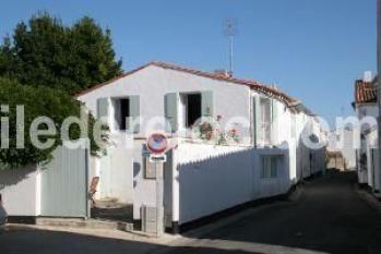 ile de ré Maison de village  6 pers.    3 chambres, belle prestation .