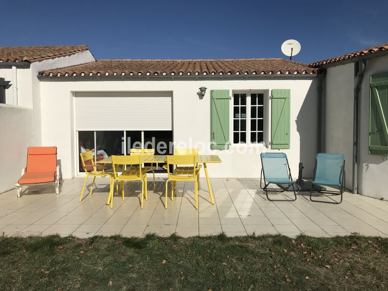 Photo 6 : TERRASSE d'une maison située à Saint-Clement, île de Ré.