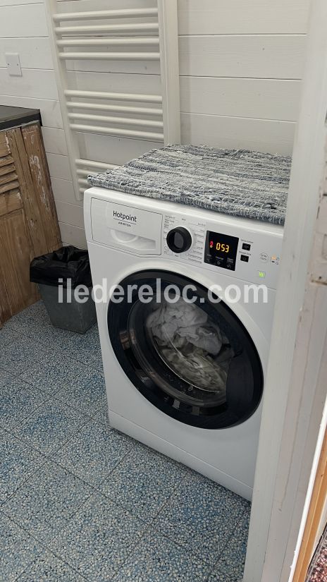Photo 13 : SALLEDEBAIN d'une maison située à Loix, île de Ré.
