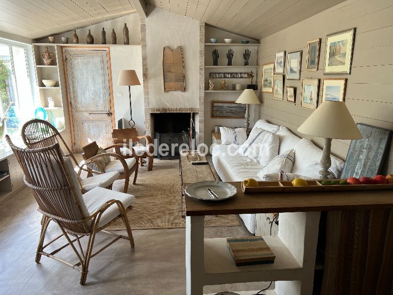 Photo 20 : SEJOUR d'une maison située à Les Portes-en-Ré, île de Ré.