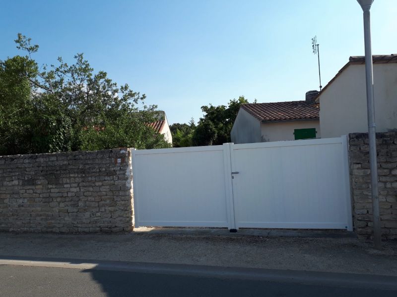 Photo 45 : EXTERIEUR d'une maison située à La Flotte, île de Ré.