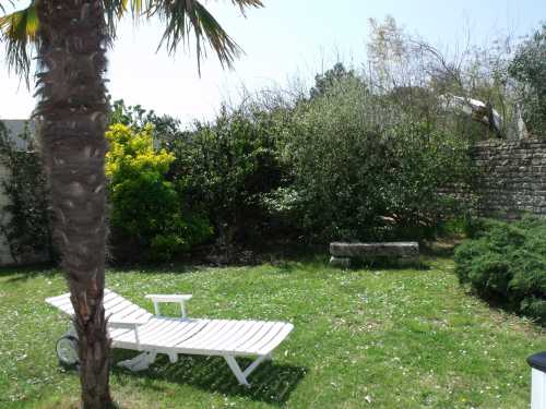 Photo 11 : JARDIN d'une maison située à La Flotte, île de Ré.