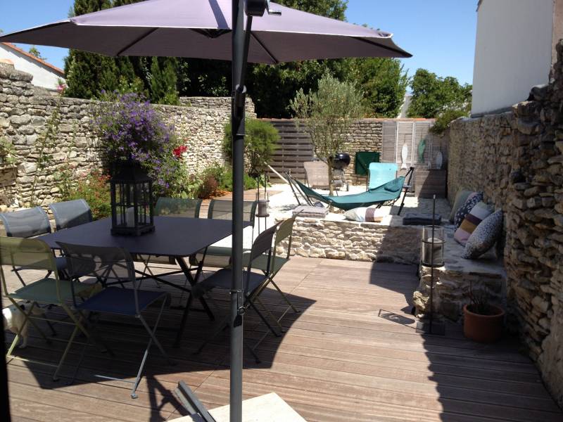 Photo 1 : NC d'une maison située à La Couarde-sur-mer, île de Ré.