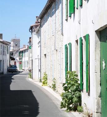 Photo 8 : EXTERIEUR d'une maison située à Le Bois-Plage-en-Ré, île de Ré.