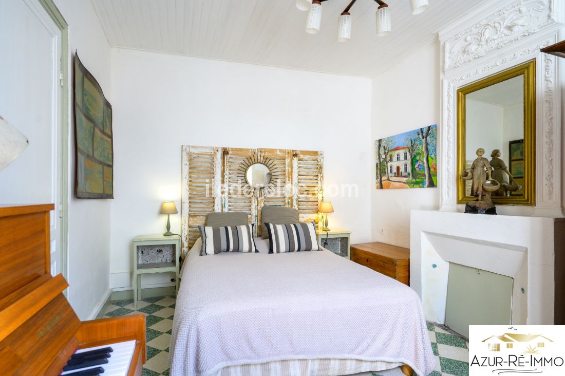 Photo 9 : CHAMBRE d'une maison situ&eacute;e &agrave; Le Bois-Plage-en-R&eacute;, &icirc;le de R&eacute;.