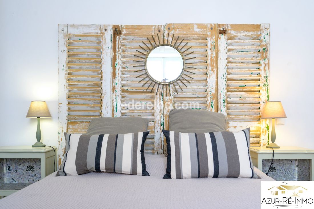 Photo 10 : CHAMBRE d'une maison situ&eacute;e &agrave; Le Bois-Plage-en-R&eacute;, &icirc;le de R&eacute;.