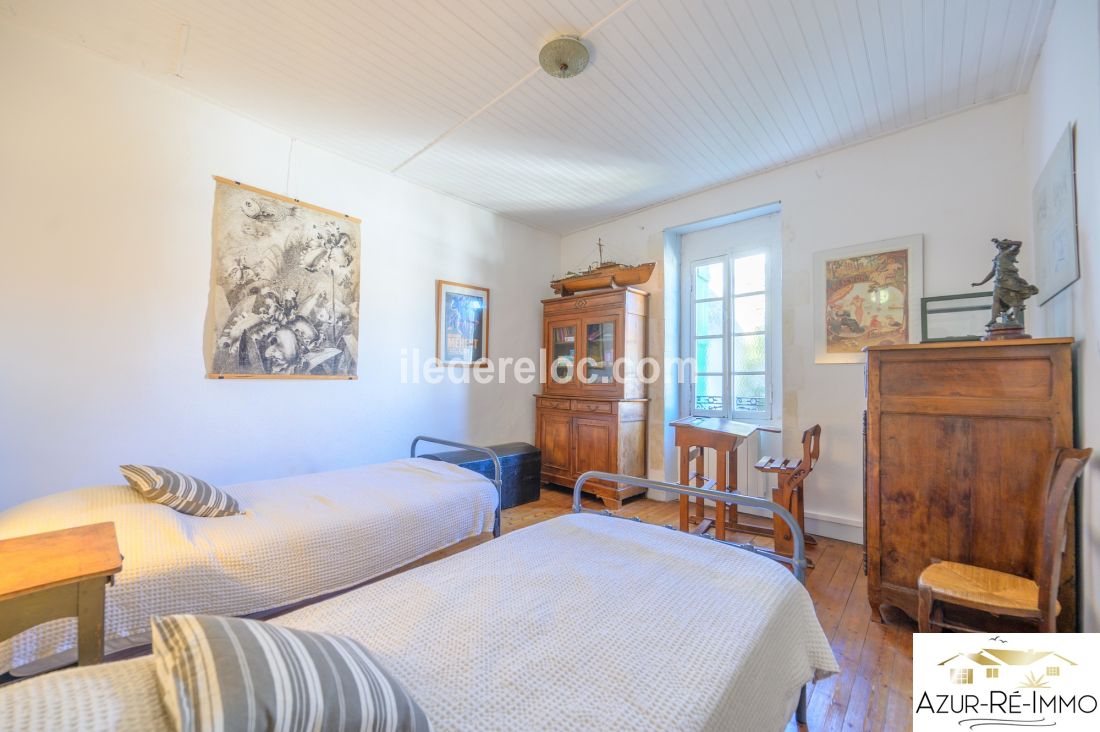 Photo 23 : CHAMBRE d'une maison situ&eacute;e &agrave; Le Bois-Plage-en-R&eacute;, &icirc;le de R&eacute;.