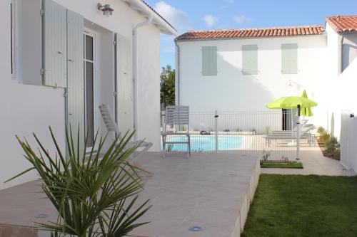 Photo 5 : TERRASSE d'une maison située à La Flotte, île de Ré.