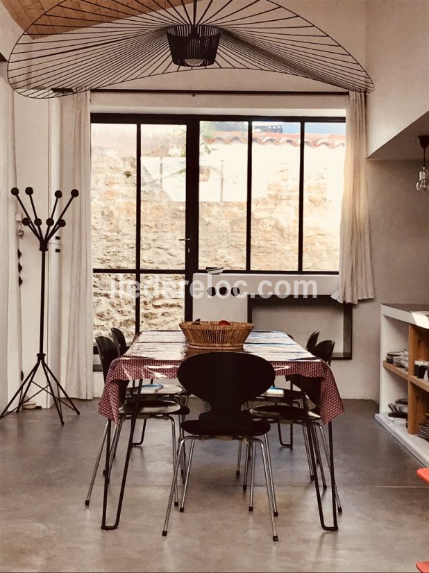 Photo 20 : SEJOUR d'une maison situ&eacute;e &agrave; Ars en R&eacute;, &icirc;le de R&eacute;.