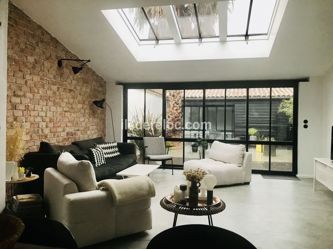 Photo 3 : NC d'une maison situ&eacute;e &agrave; Ars en R&eacute;, &icirc;le de R&eacute;.