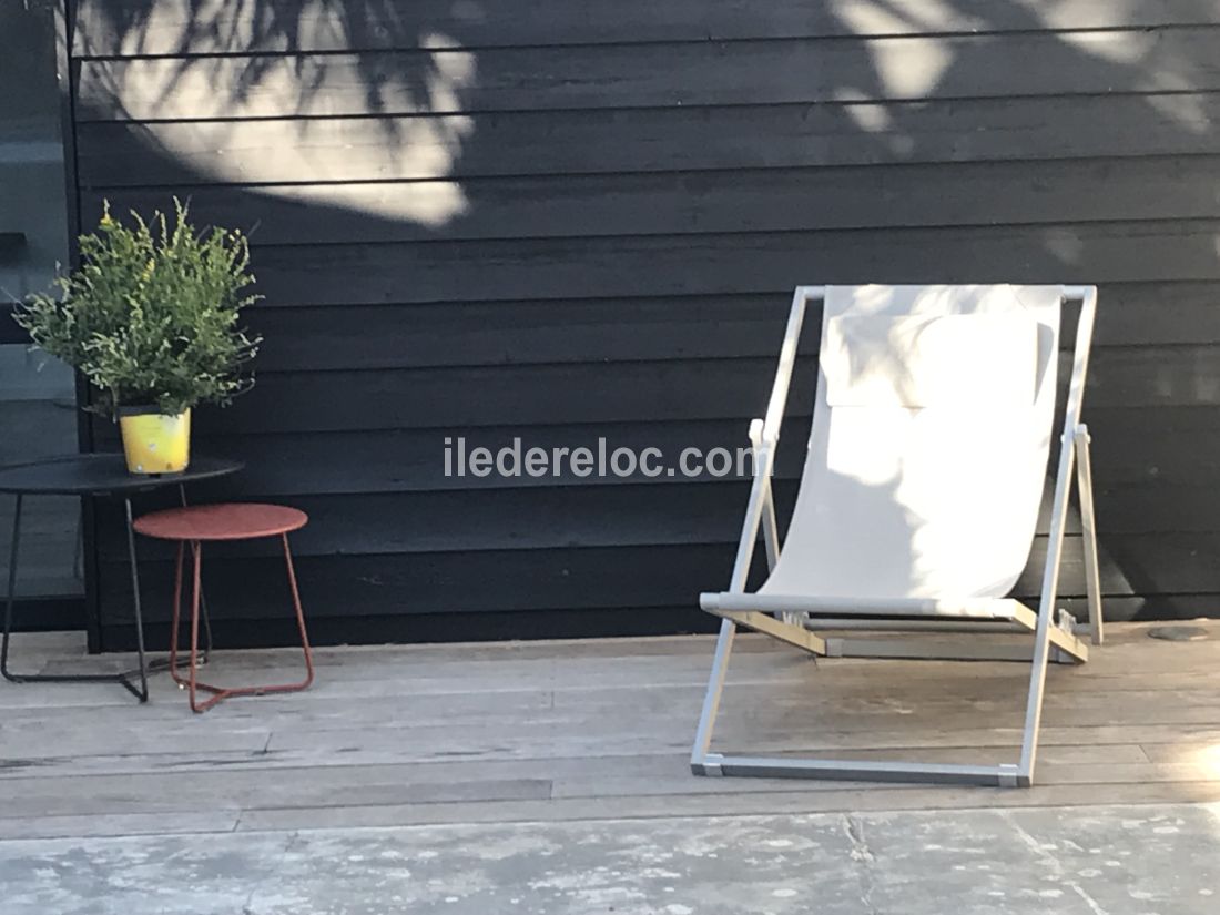 Photo 34 : TERRASSE d'une maison situ&eacute;e &agrave; Ars en R&eacute;, &icirc;le de R&eacute;.