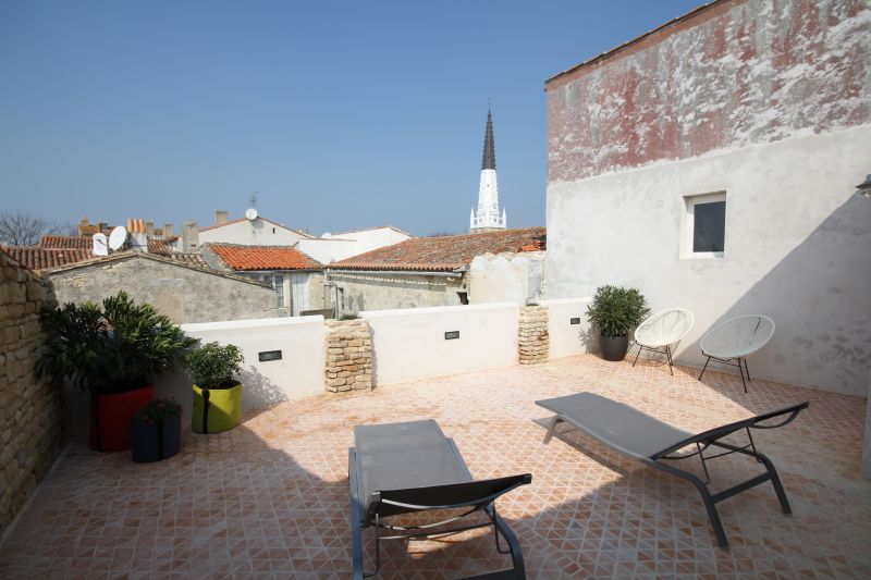 Photo 9 : TERRASSE d'une maison située à Ars en Ré, île de Ré.