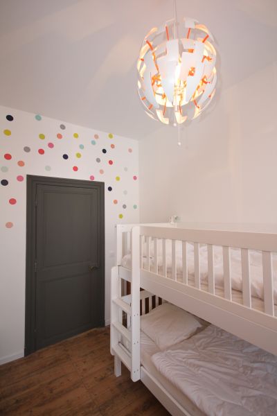 Photo 23 : CHAMBRE d'une maison située à Ars en Ré, île de Ré.