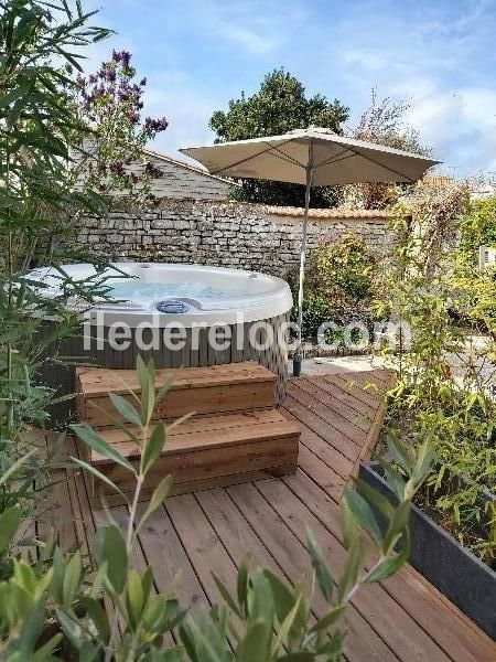 Photo 2 : NC d'une maison située à La Couarde-sur-mer, île de Ré.