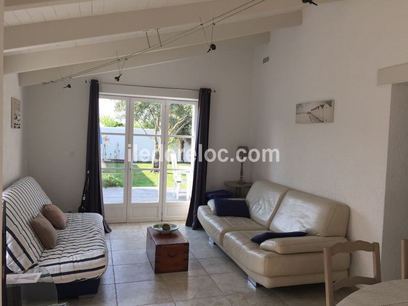 Photo 11 : SEJOUR d'une maison située à La Couarde-sur-mer, île de Ré.