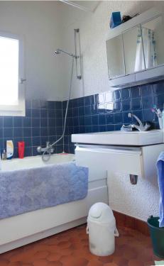 Photo 12 : SALLEDEBAIN d'une maison située à Les Portes-en-Ré, île de Ré.