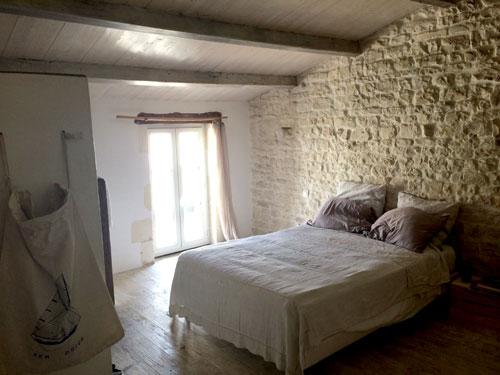 Photo 13 : CHAMBRE d'une maison située à Sainte-Marie, île de Ré.