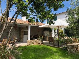 Ile de Ré:Maison de village - charme et déco