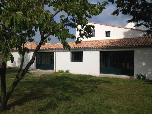 Photo 5 : EXTERIEUR d'une maison située à Loix, île de Ré.