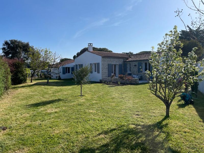 Photo 17 : JARDIN d'une maison située à Les Portes-en-Ré, île de Ré.