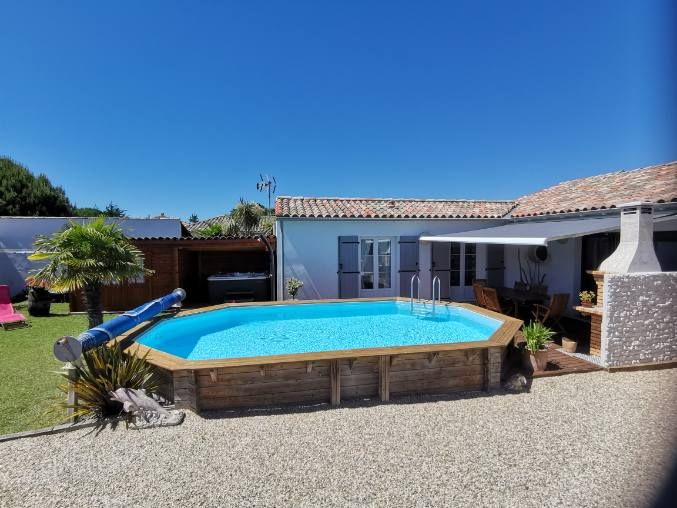 Photo 2 : NC d'une maison située à La Couarde-sur-mer, île de Ré.