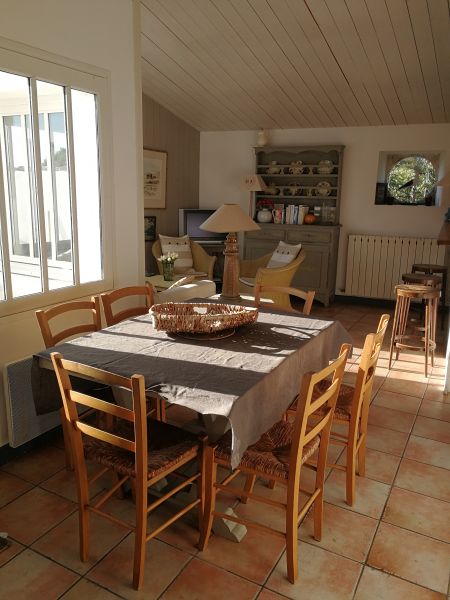 Photo 15 : SEJOUR d'une maison située à Les Portes-en-Ré, île de Ré.