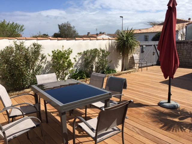 Photo 3 : EXTERIEUR d'une maison située à Le Bois-Plage-en-Ré, île de Ré.