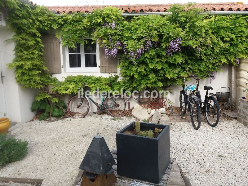 Photo 45 : NC d'une maison située à Sainte-Marie-de-Ré, île de Ré.