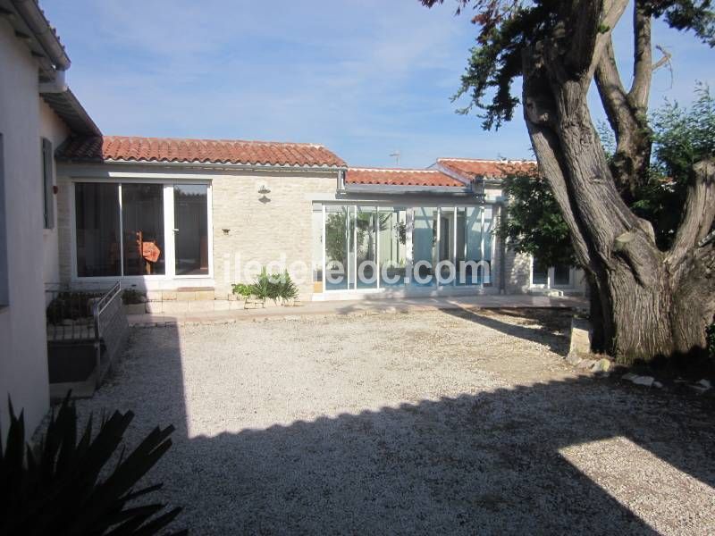 Photo 55 : NC d'une maison située à Sainte-Marie-de-Ré, île de Ré.