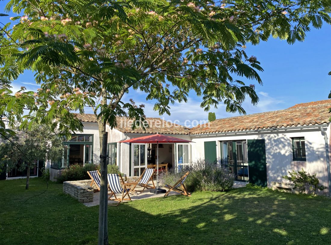 Photo 2 : NC d'une maison située à Ars en Ré, île de Ré.