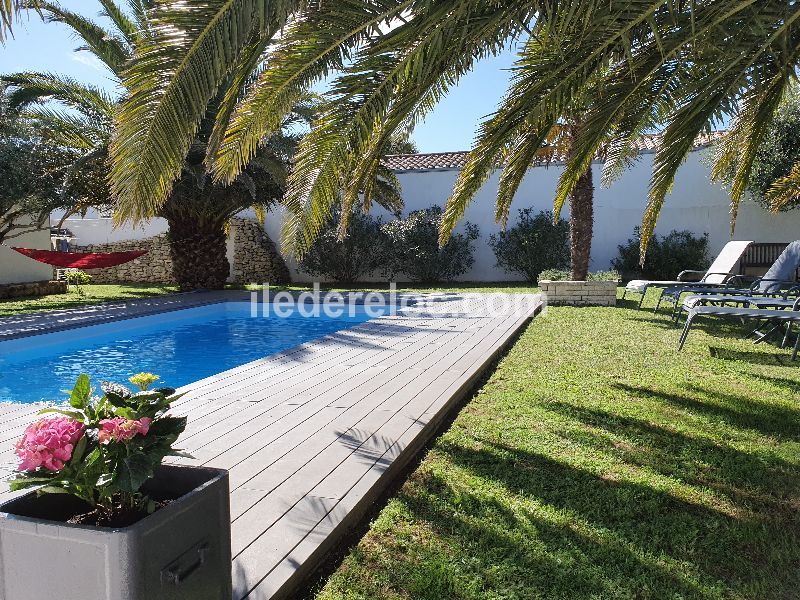 Photo 2 : PISCINE d'une maison située à Loix, île de Ré.