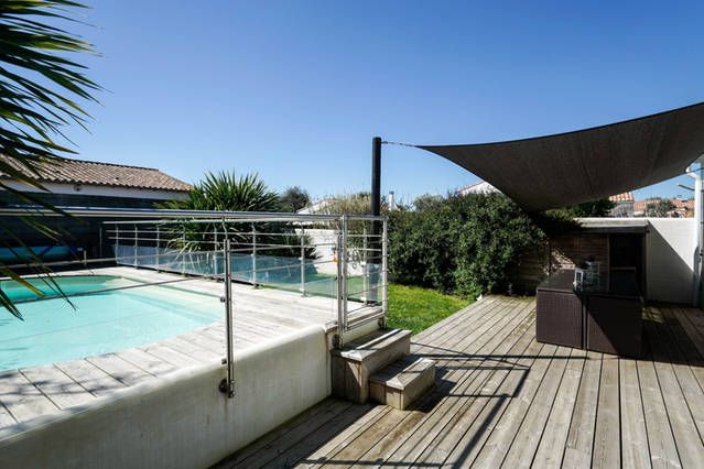 Photo 13 : EXTERIEUR d'une maison située à Sainte-Marie, île de Ré.