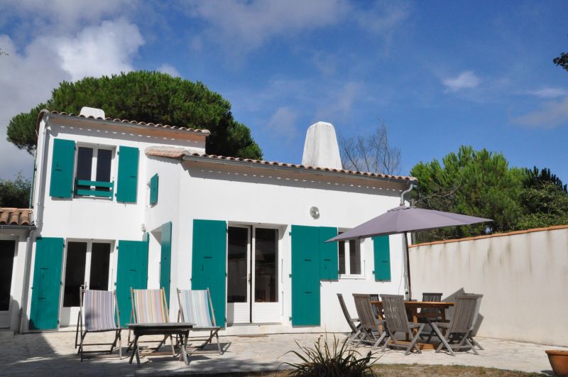 Photo 3 : TERRASSE d'une maison située à La Couarde-sur-mer, île de Ré.