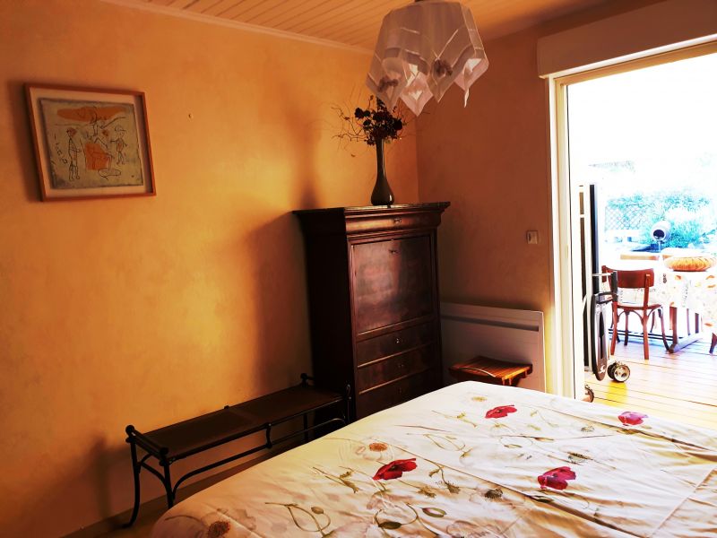 Photo 14 : CHAMBRE d'une maison située à Le Bois-Plage-en-Ré, île de Ré.