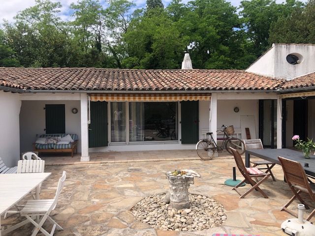 Photo 13 : EXTERIEUR d'une maison située à Les Portes-en-Ré, île de Ré.