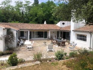 Ile de Ré:Maison au calme avec grand jardin arboré