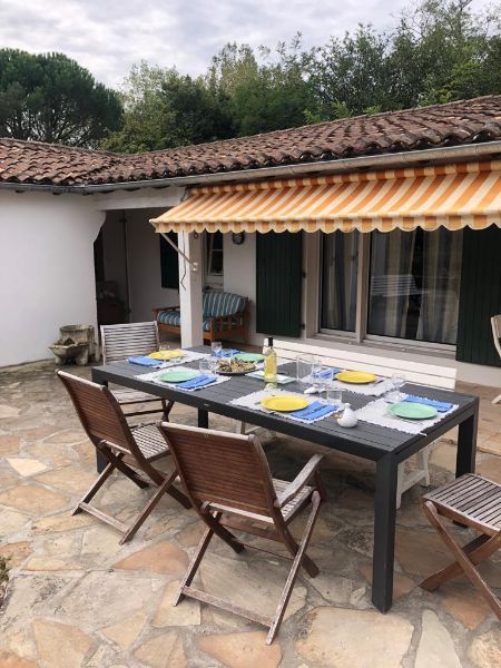 Photo 11 : EXTERIEUR d'une maison située à Les Portes-en-Ré, île de Ré.