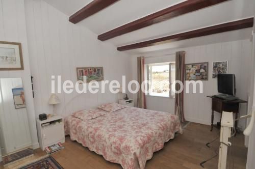 Photo 16 : CHAMBRE d'une maison située à La Couarde-sur-mer, île de Ré.