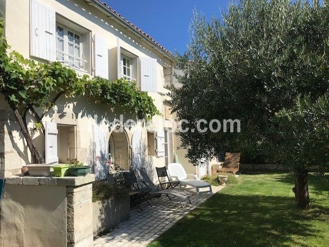 Photo 3 : JARDIN d'une maison située à La Couarde-sur-mer, île de Ré.