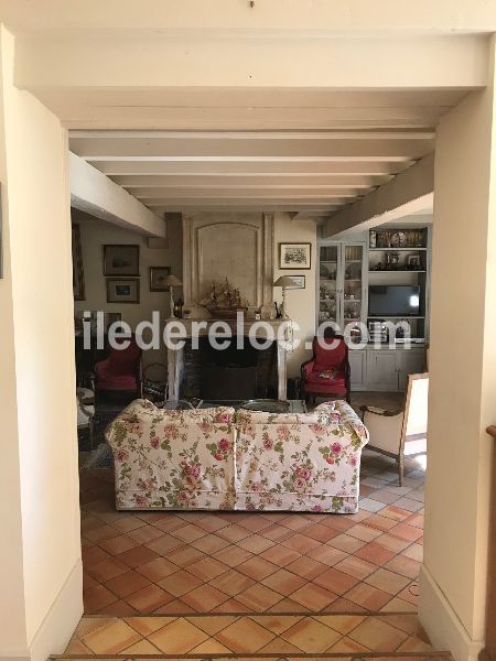 Photo 10 : SEJOUR d'une maison située à La Couarde-sur-mer, île de Ré.