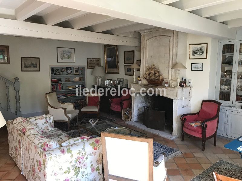 Photo 14 : SEJOUR d'une maison située à La Couarde-sur-mer, île de Ré.