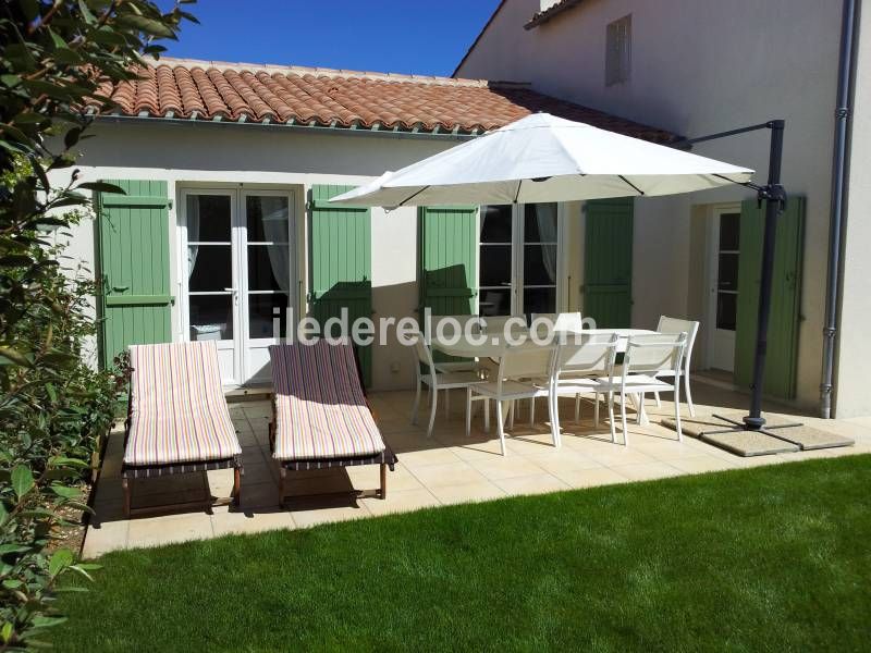 Photo 9 : TERRASSE d'une maison située à La Couarde-sur-mer, île de Ré.