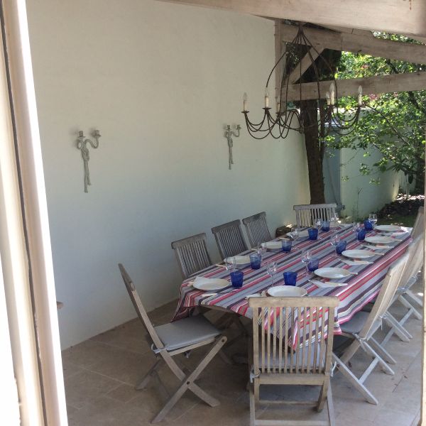 Photo 4 : EXTERIEUR d'une maison située à Les Portes-en-Ré, île de Ré.