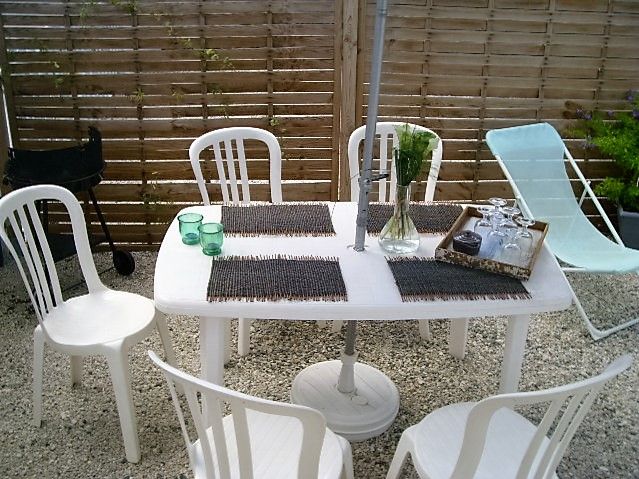 Photo 10 : JARDIN d'une maison située à Loix, île de Ré.