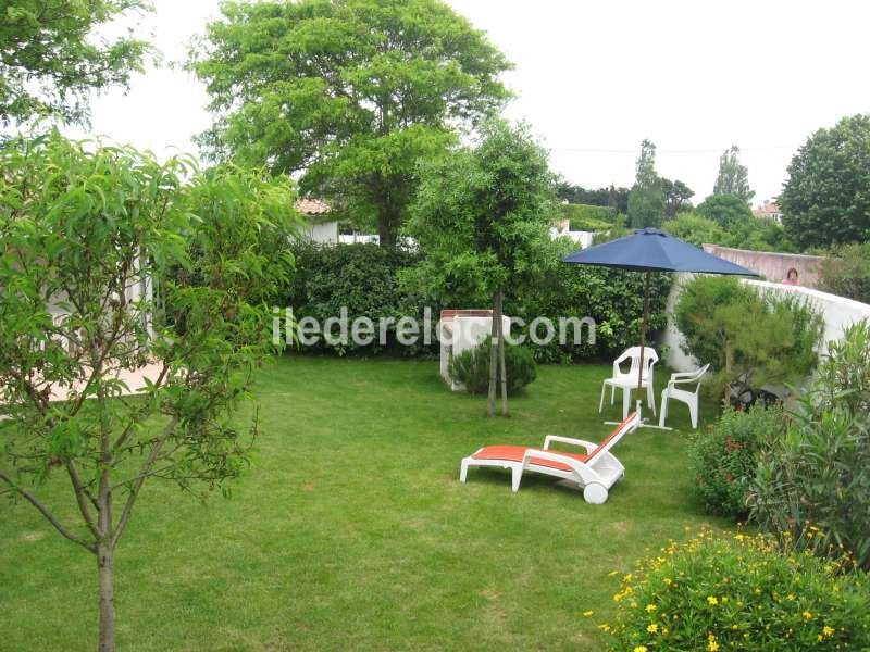 Photo 4 : JARDIN d'une maison située à Les Portes-en-Ré, île de Ré.