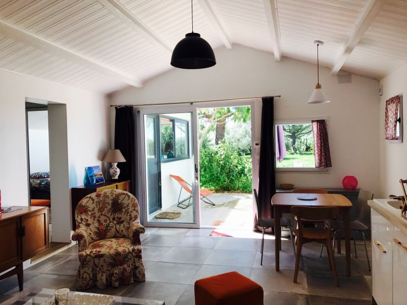 Photo 39 : SEJOUR d'une maison située à Loix, île de Ré.