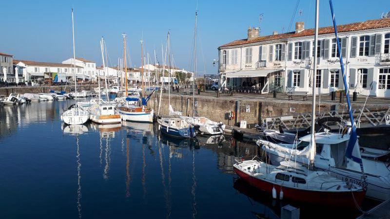 Photo 33 : EXTERIEUR d'une maison située à Saint-Martin-de-Ré, île de Ré.