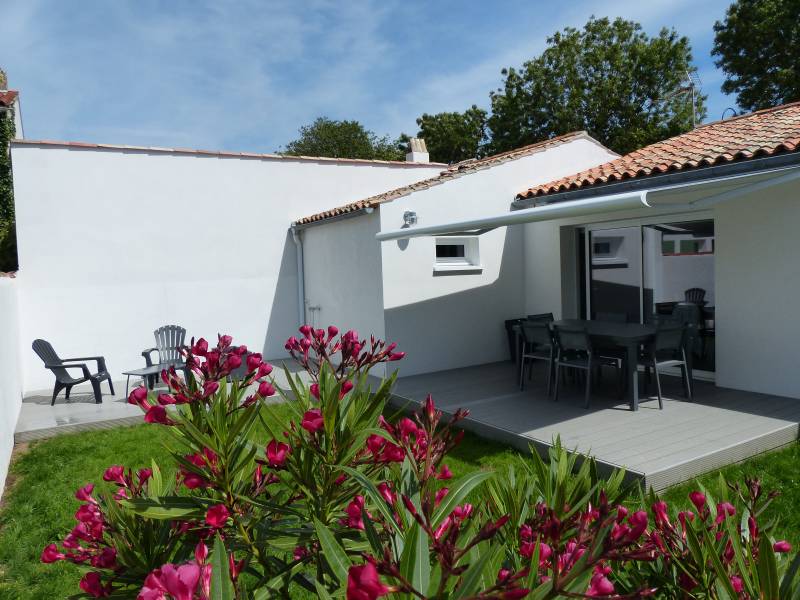 Photo 15 : JARDIN d'une maison située à Saint-Martin-de-Ré, île de Ré.